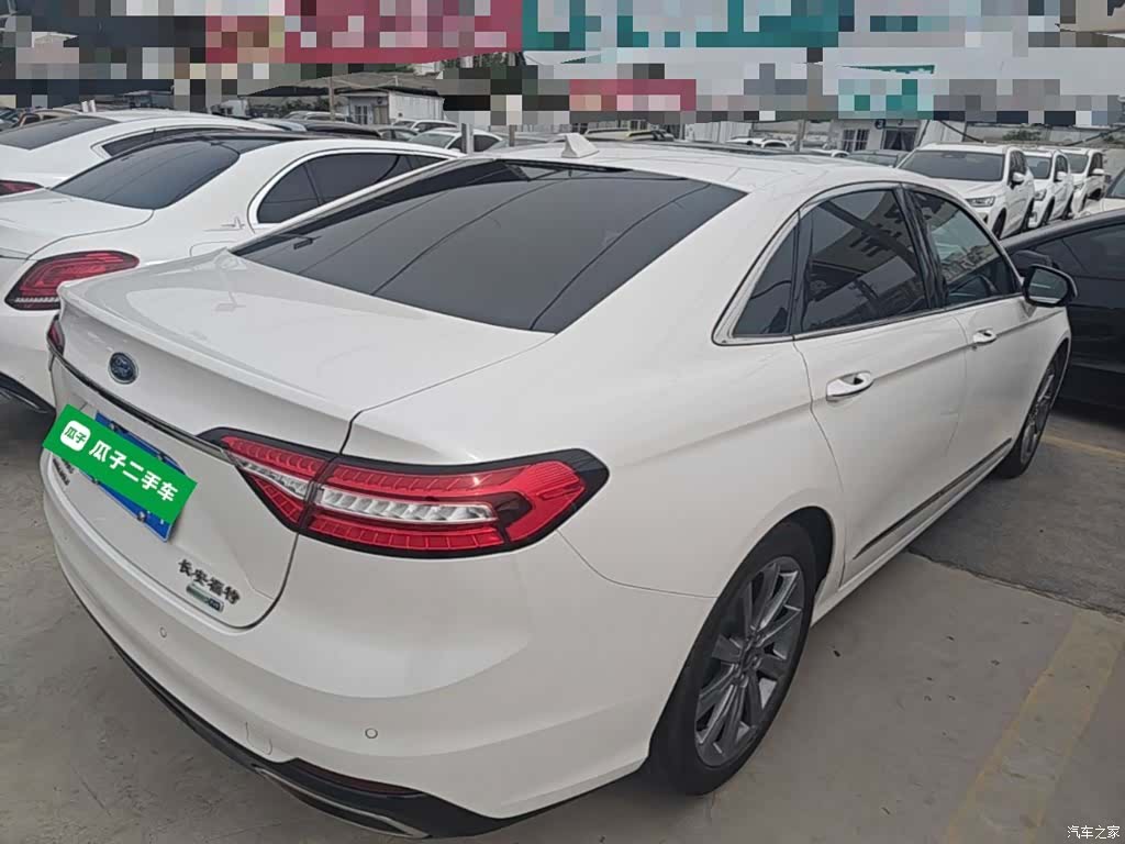 Ford Taurus, 2020 7