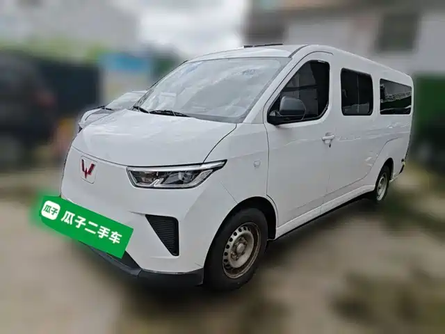 Wuling Yangguang 2025 — купить из Китая под заказ