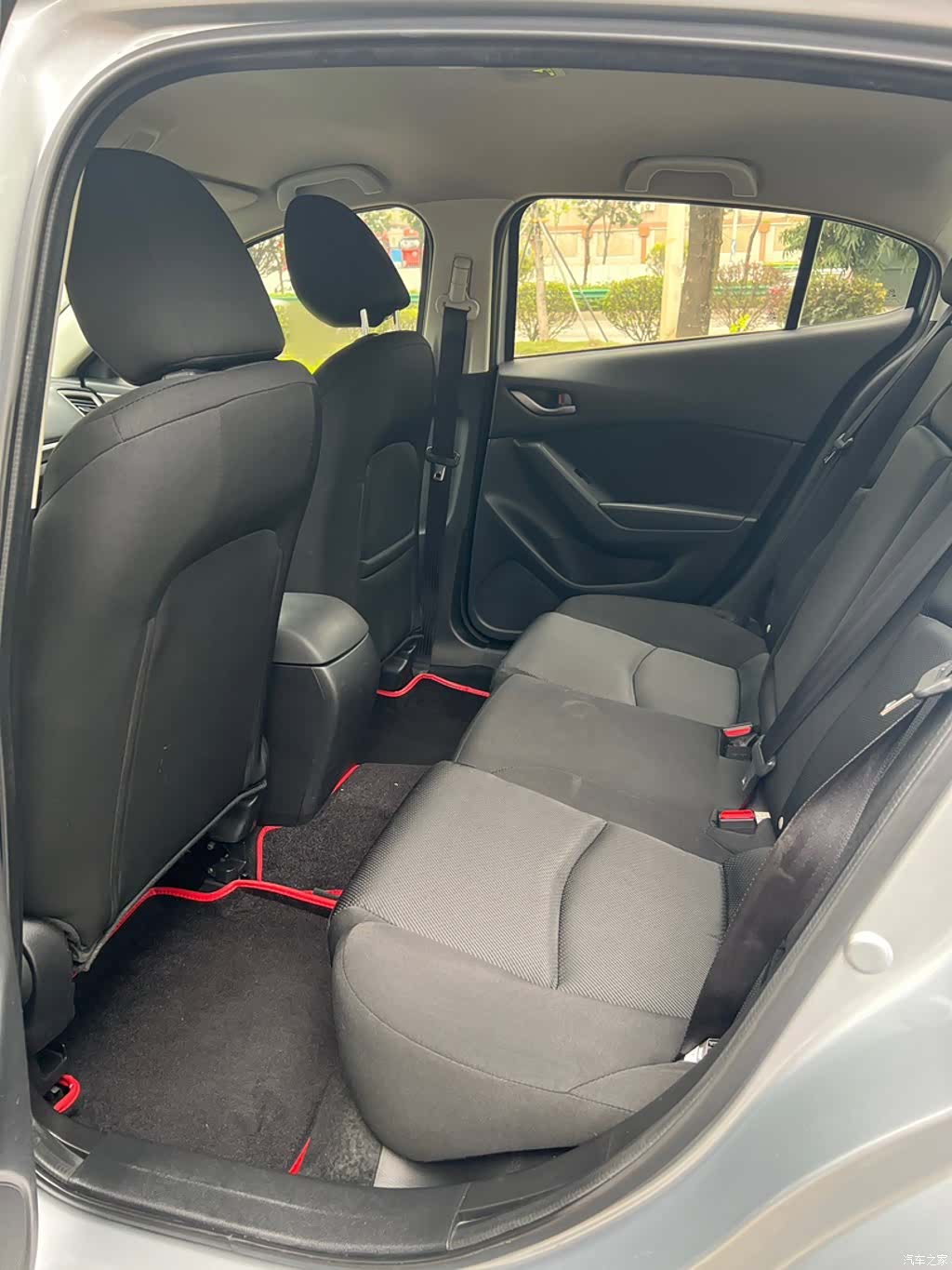 Mazda Mazda3, 2019 12