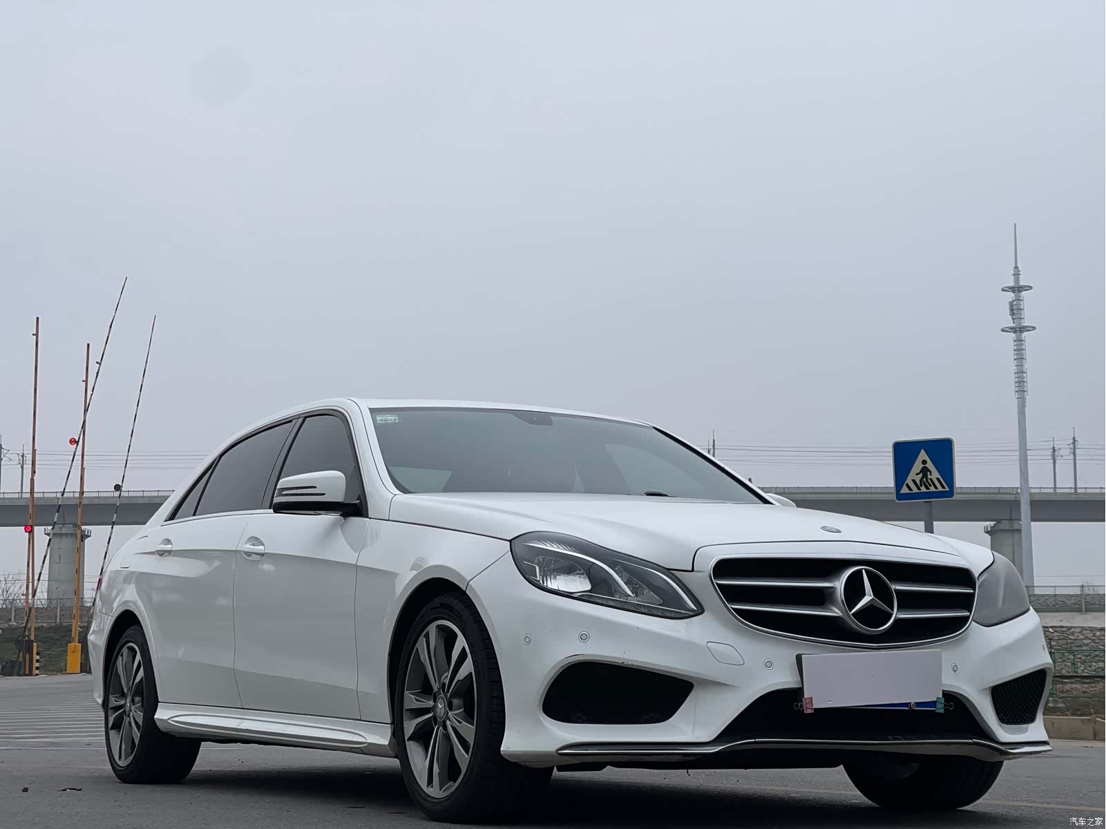 Mercedes-Benz E-Class, 2015 3