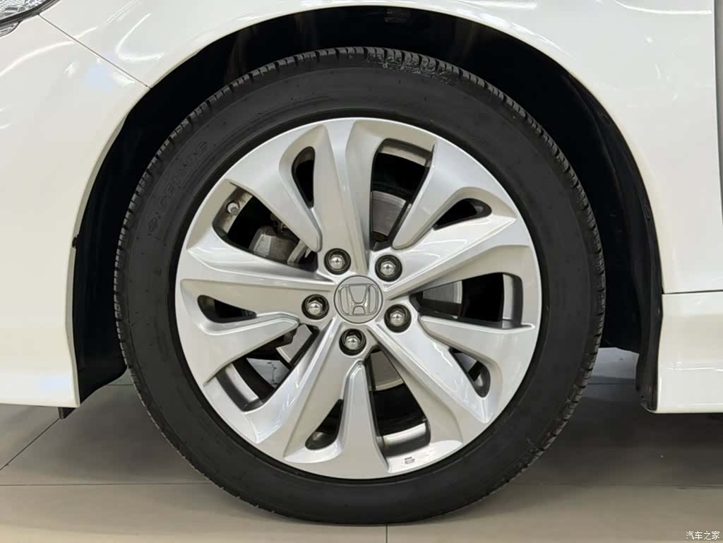 Honda Jade, 2018 17