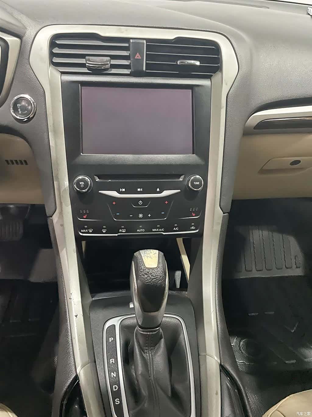 Ford Mondeo, 2014 9
