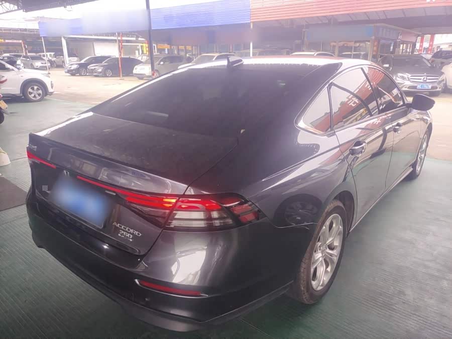 Honda Accord 2024, фото 5