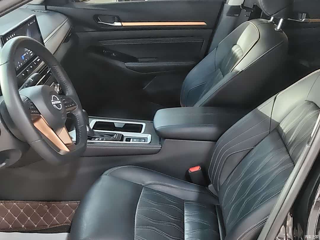 Nissan Teana, 2025 9