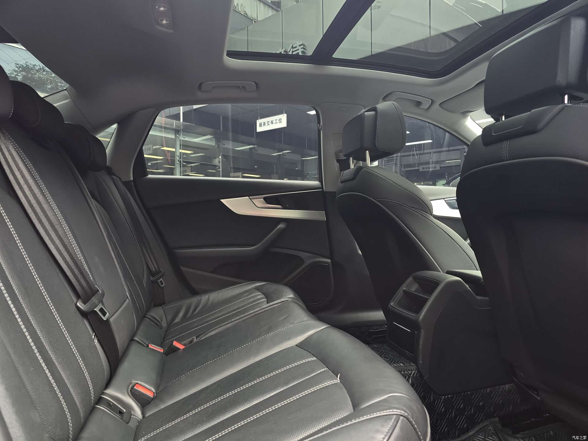 Audi A4L, 2023 10