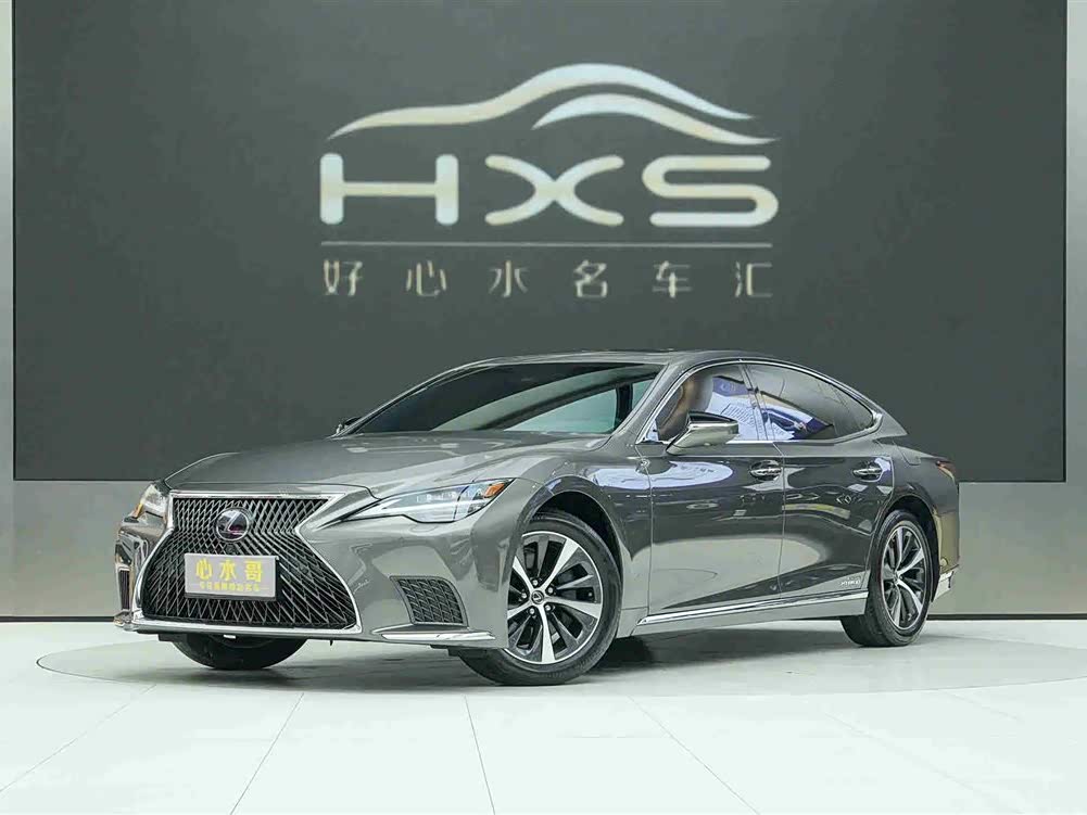 Lexus LS