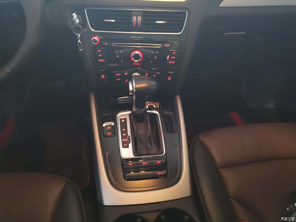 Audi Q5, 2018 10