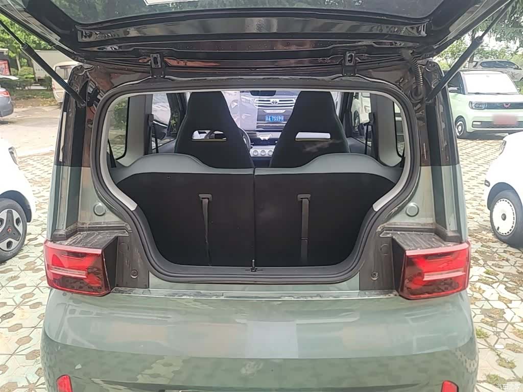 Wuling MINIEV, 2022 19