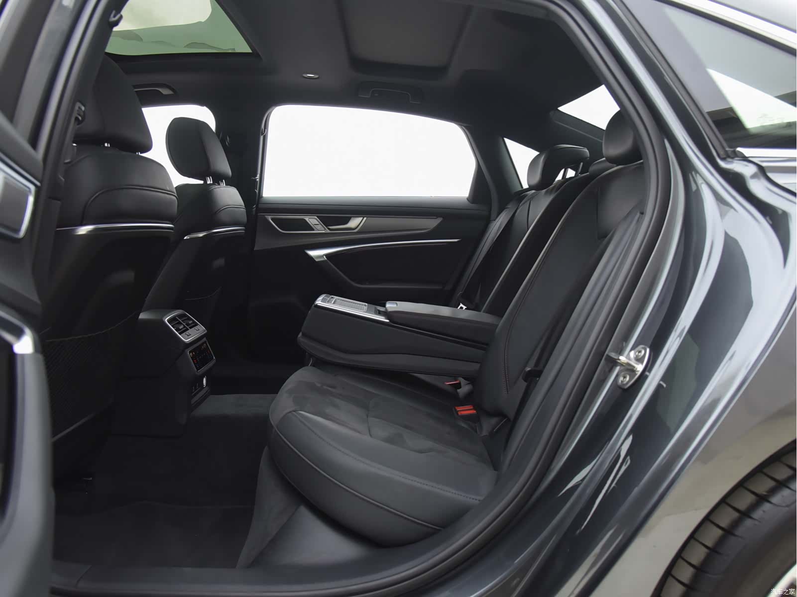 Audi A6L, 2024 8