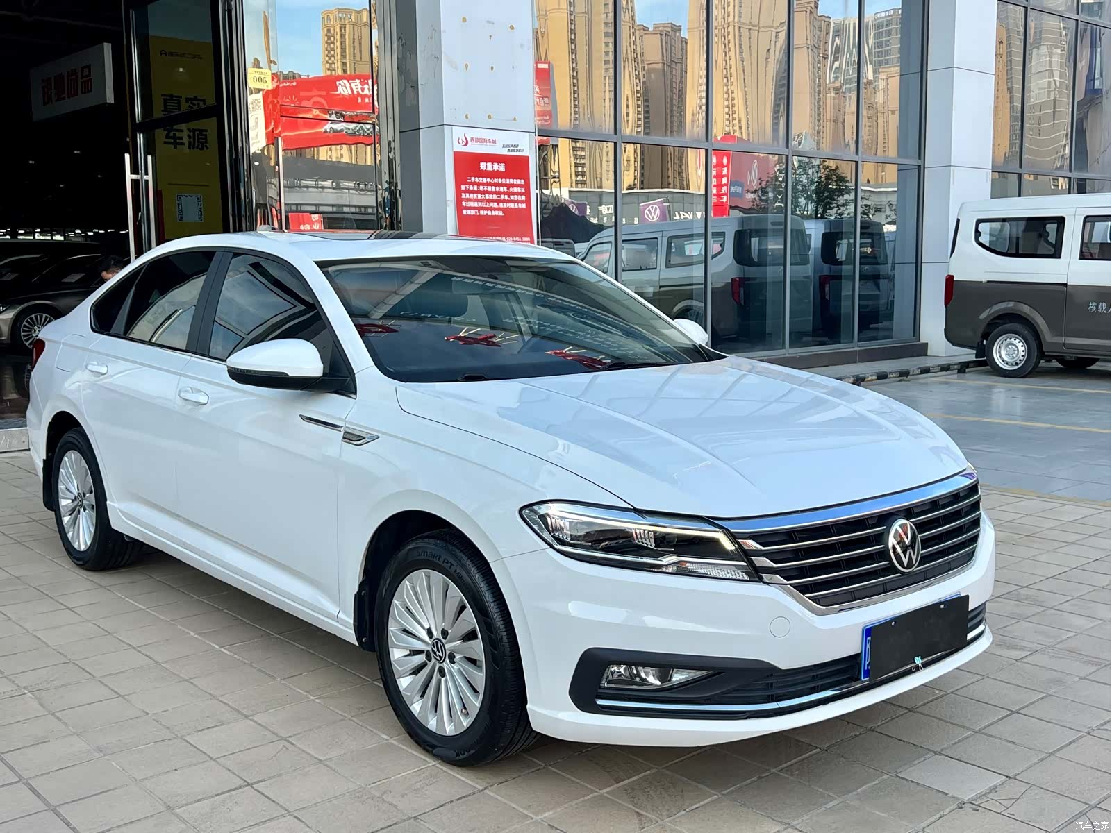 Volkswagen Lavida, 2020 3