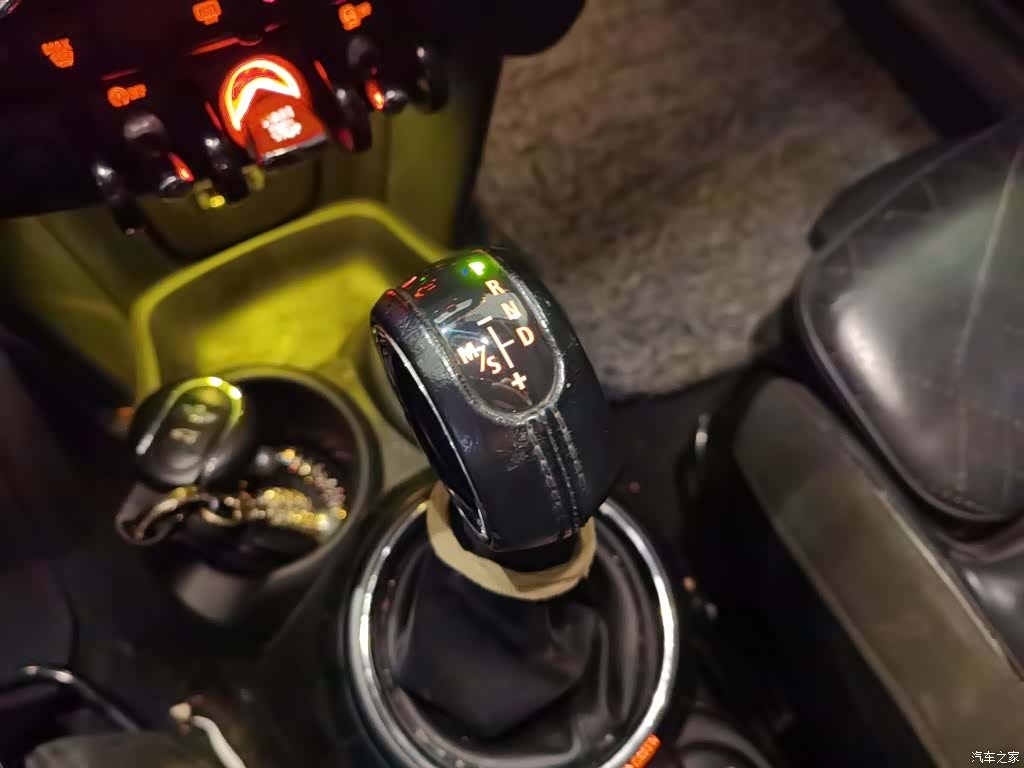 Mini Cooper, 2015 14