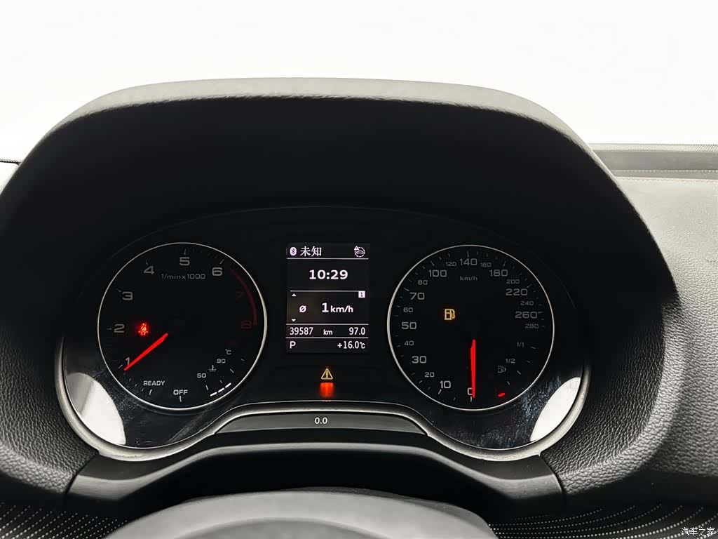 Audi Q2L, 2022 12