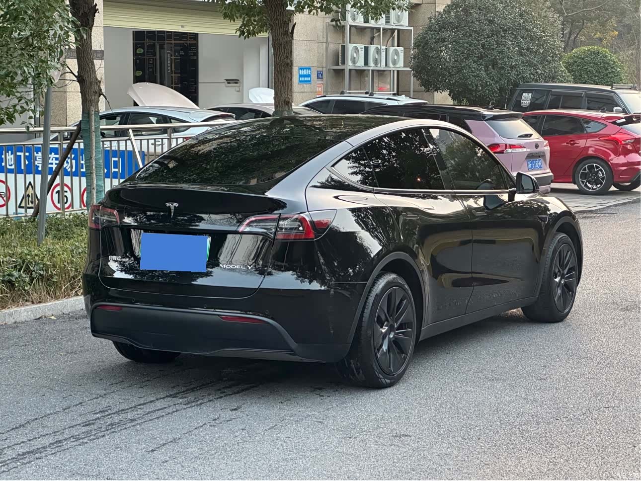 Tesla Model Y, 2022 6