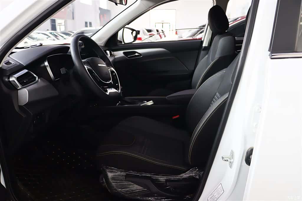 BAIC X3, 2020 4