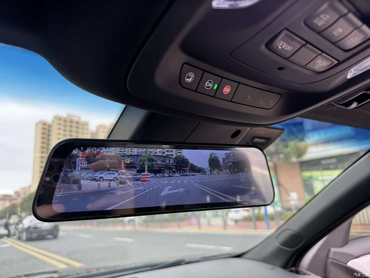 Cadillac CT5, 2023 все фото