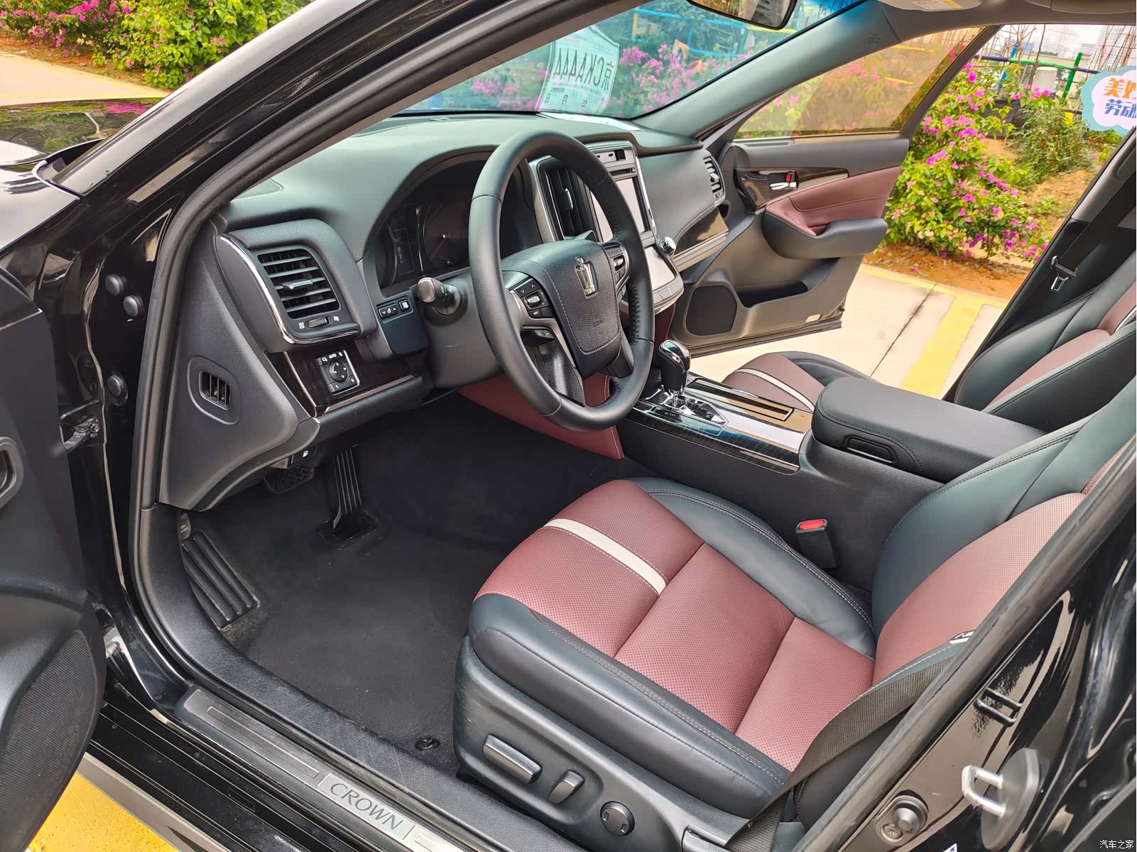 Toyota Crown, 2017 7