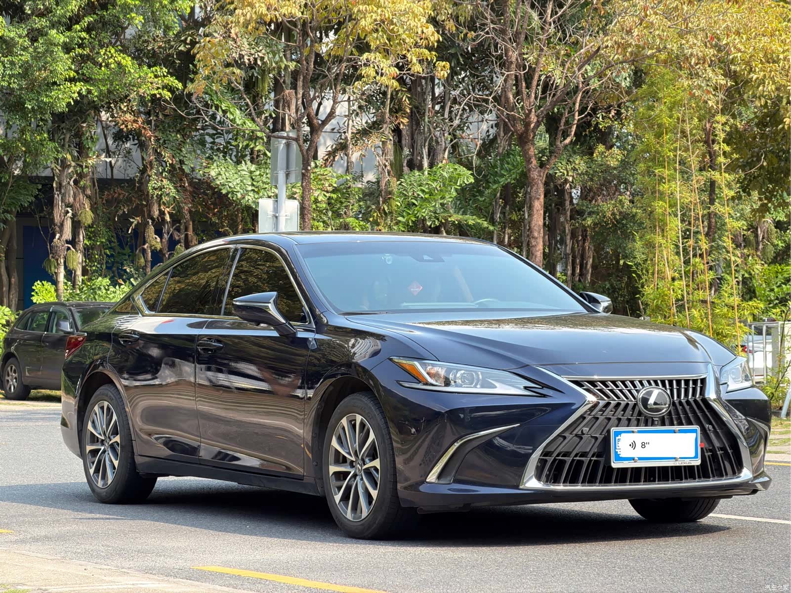 Lexus ES, 2023 3