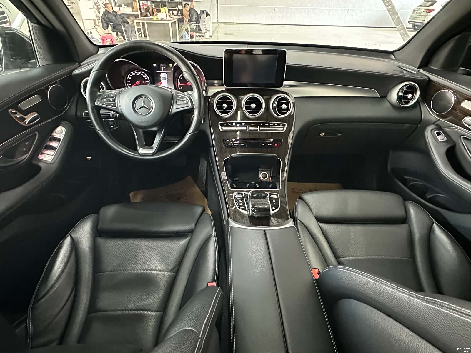 Mercedes-Benz GLC, 2018 18