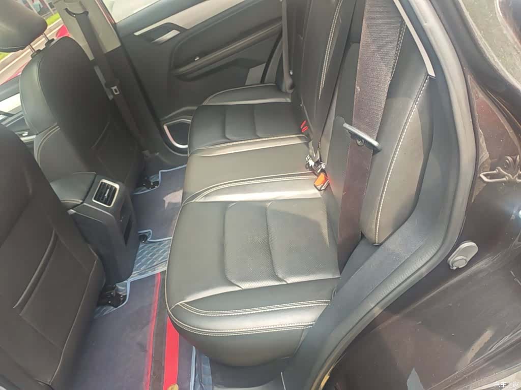 Geely X6, 2021 17