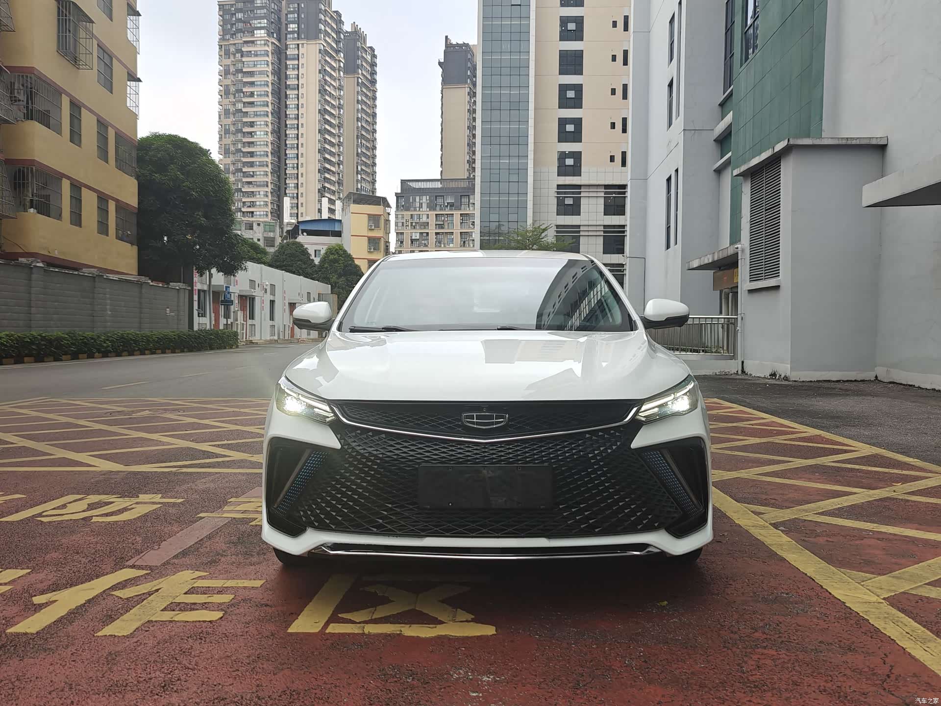 Geely Emgrand, 2022 2
