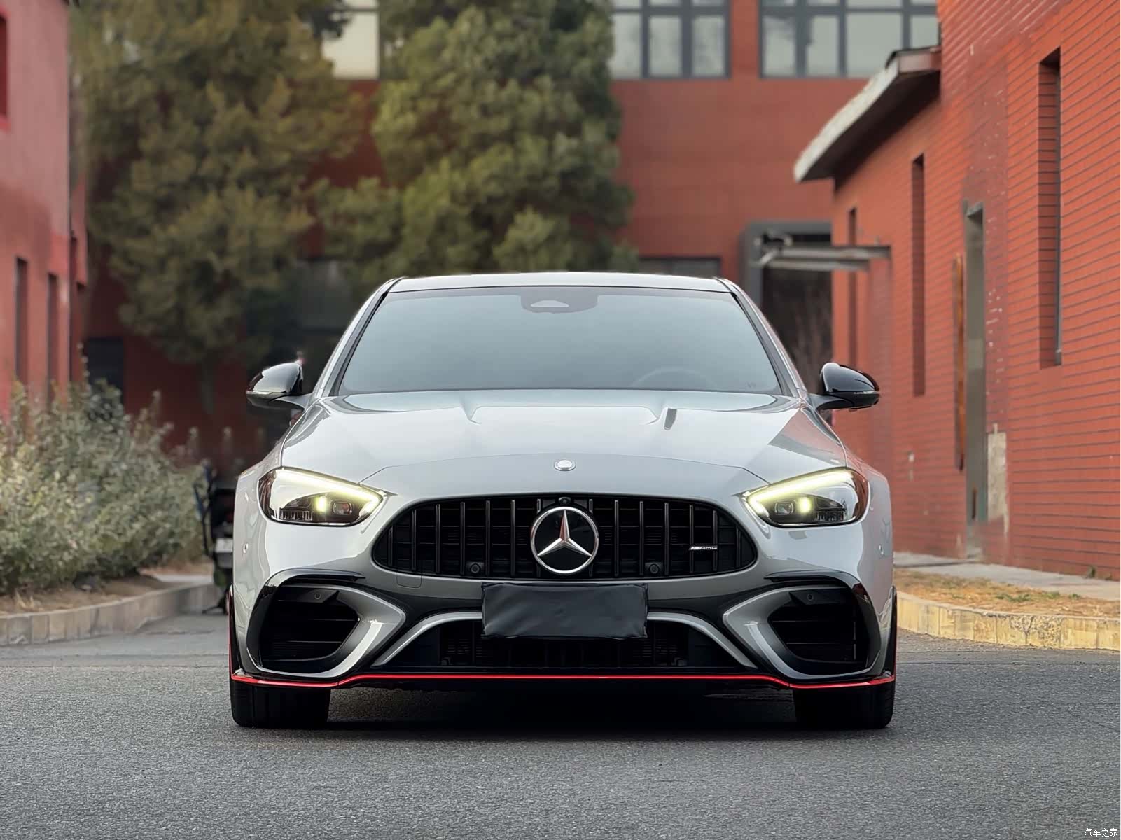 Mercedes-Benz C-Class, 2024 2
