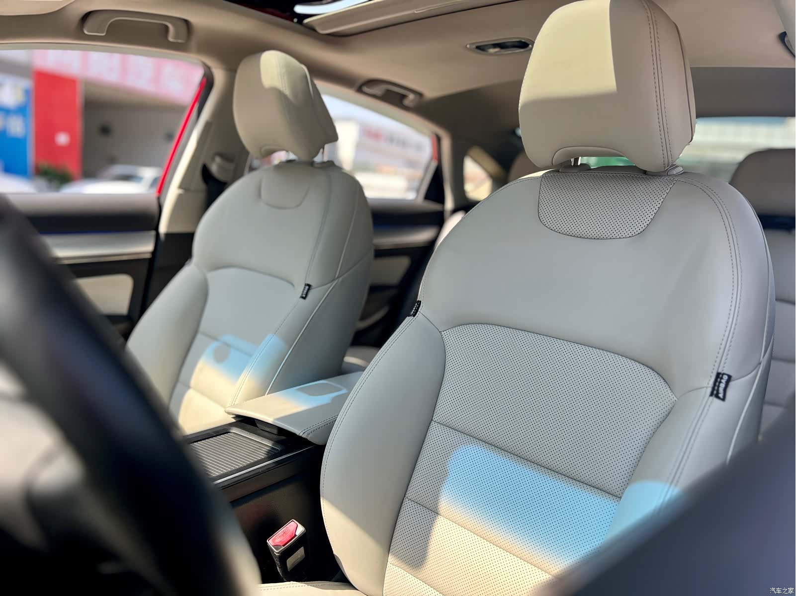 Geely Binray, 2018 13