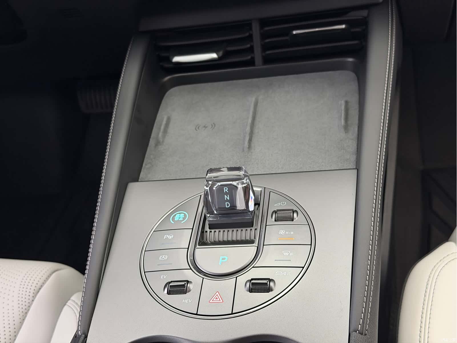 BYD Seal, 2025 19
