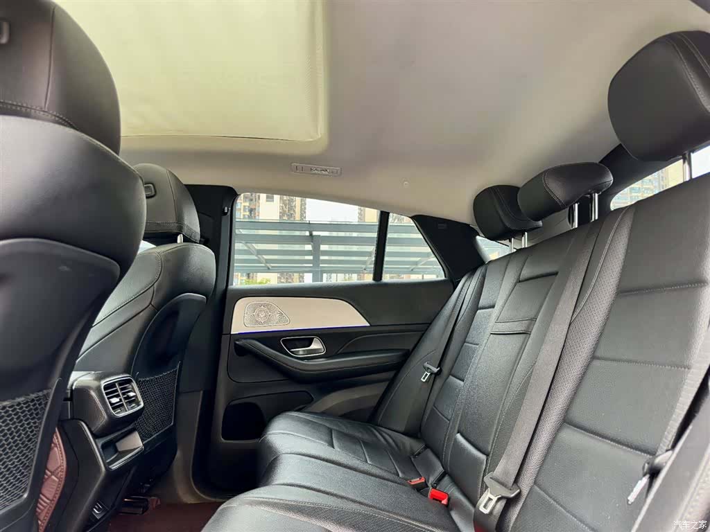 Mercedes-Benz GLE, 2021 15