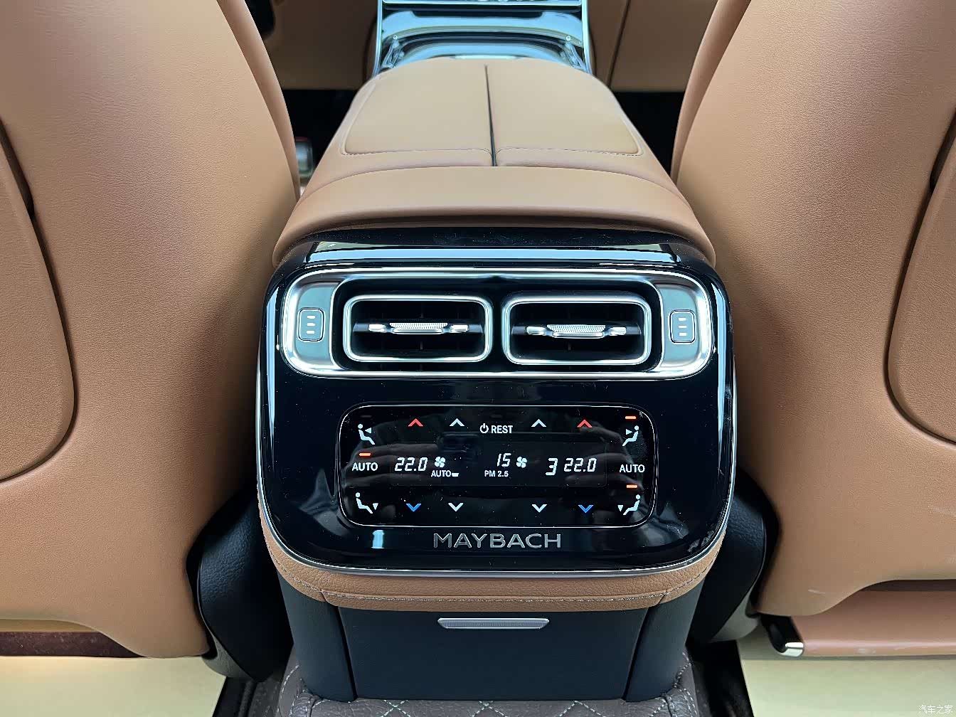 Maybach S-Class, 2022 31