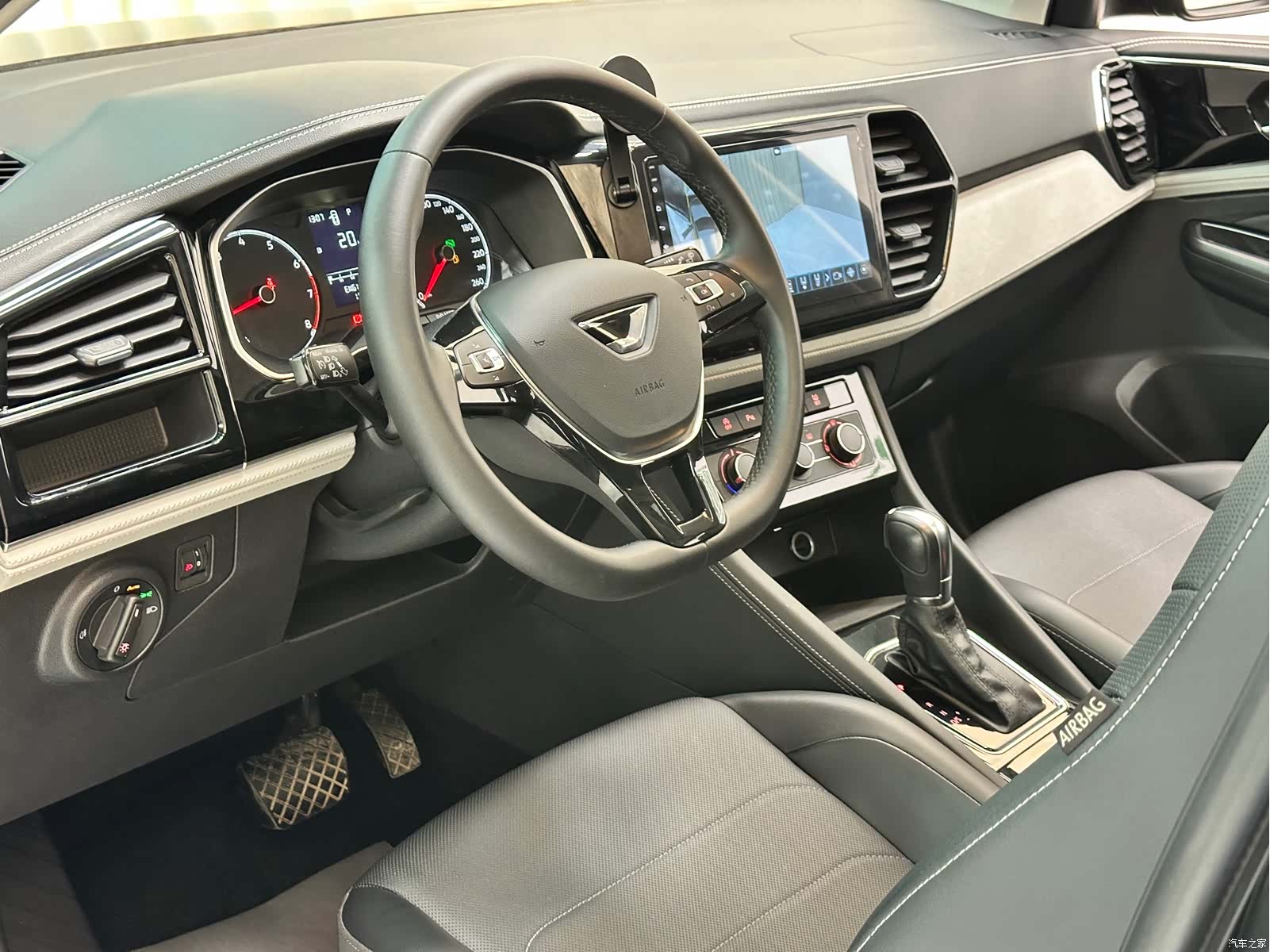 Volkswagen VS5, 2022 13