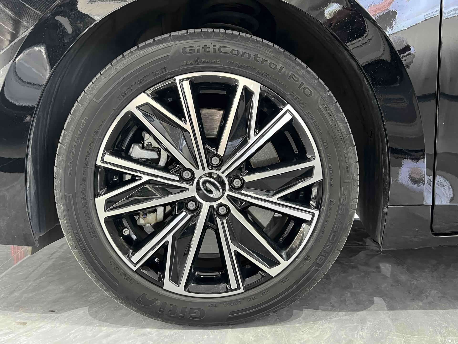Trumpchi E8, 2024 6