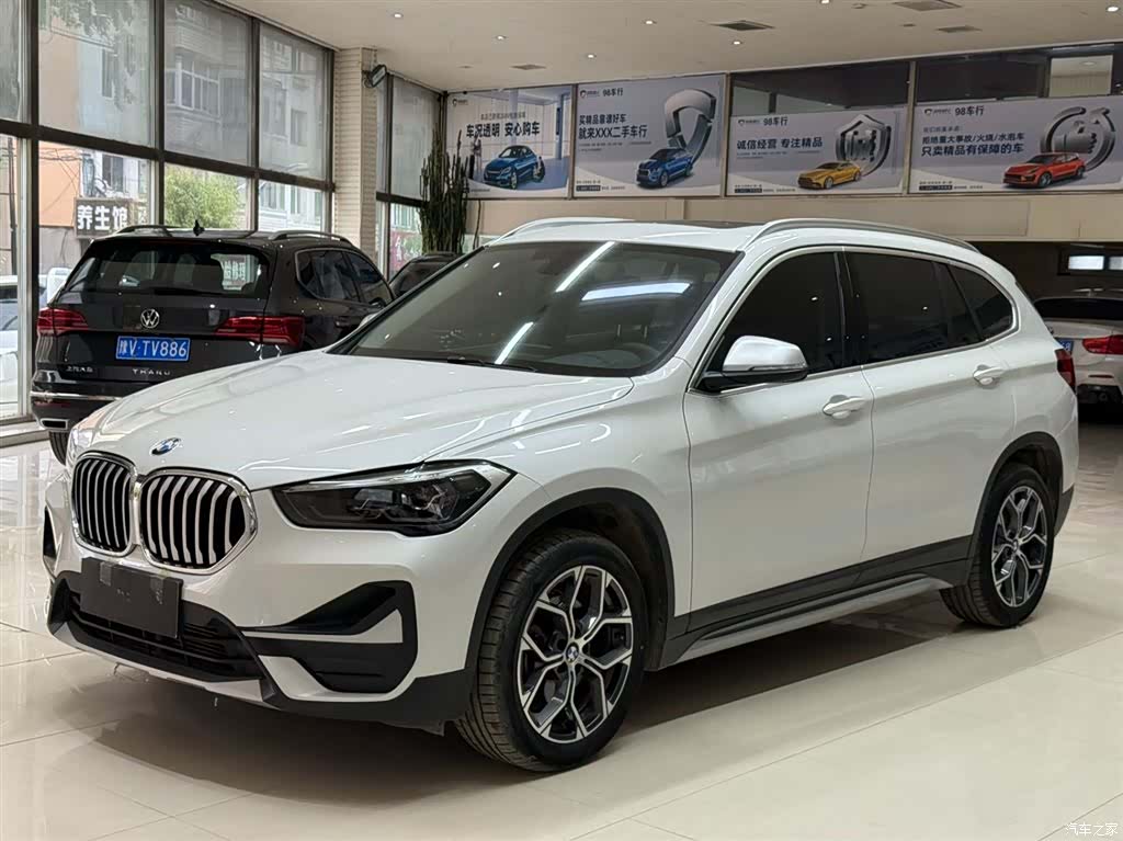 BMW X1, 2022 1