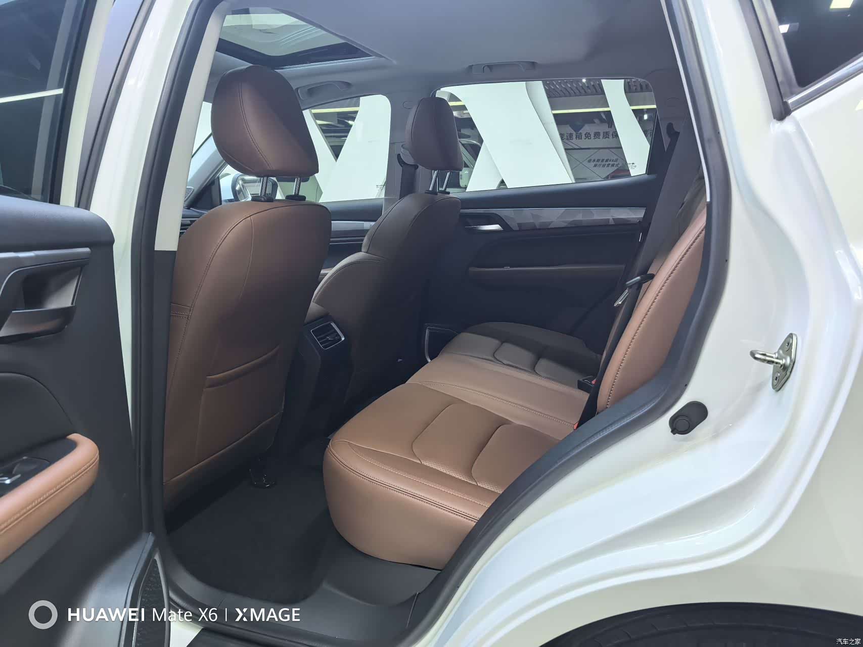 Geely X6, 2022 12