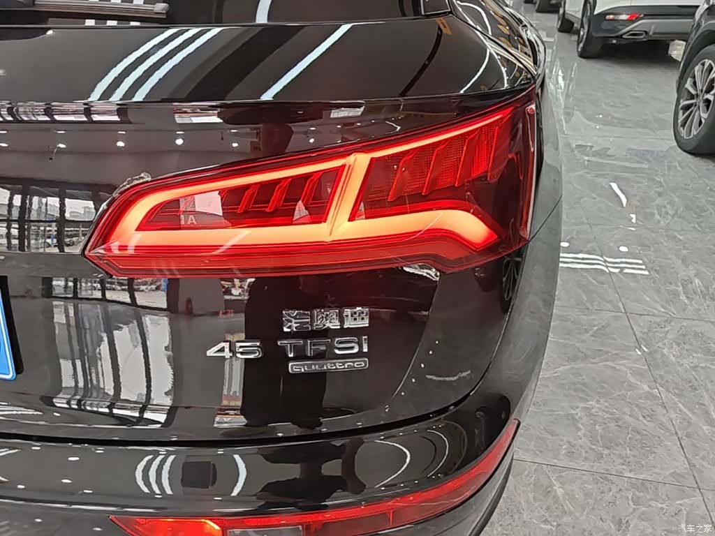 Audi Q5L, 2019 8