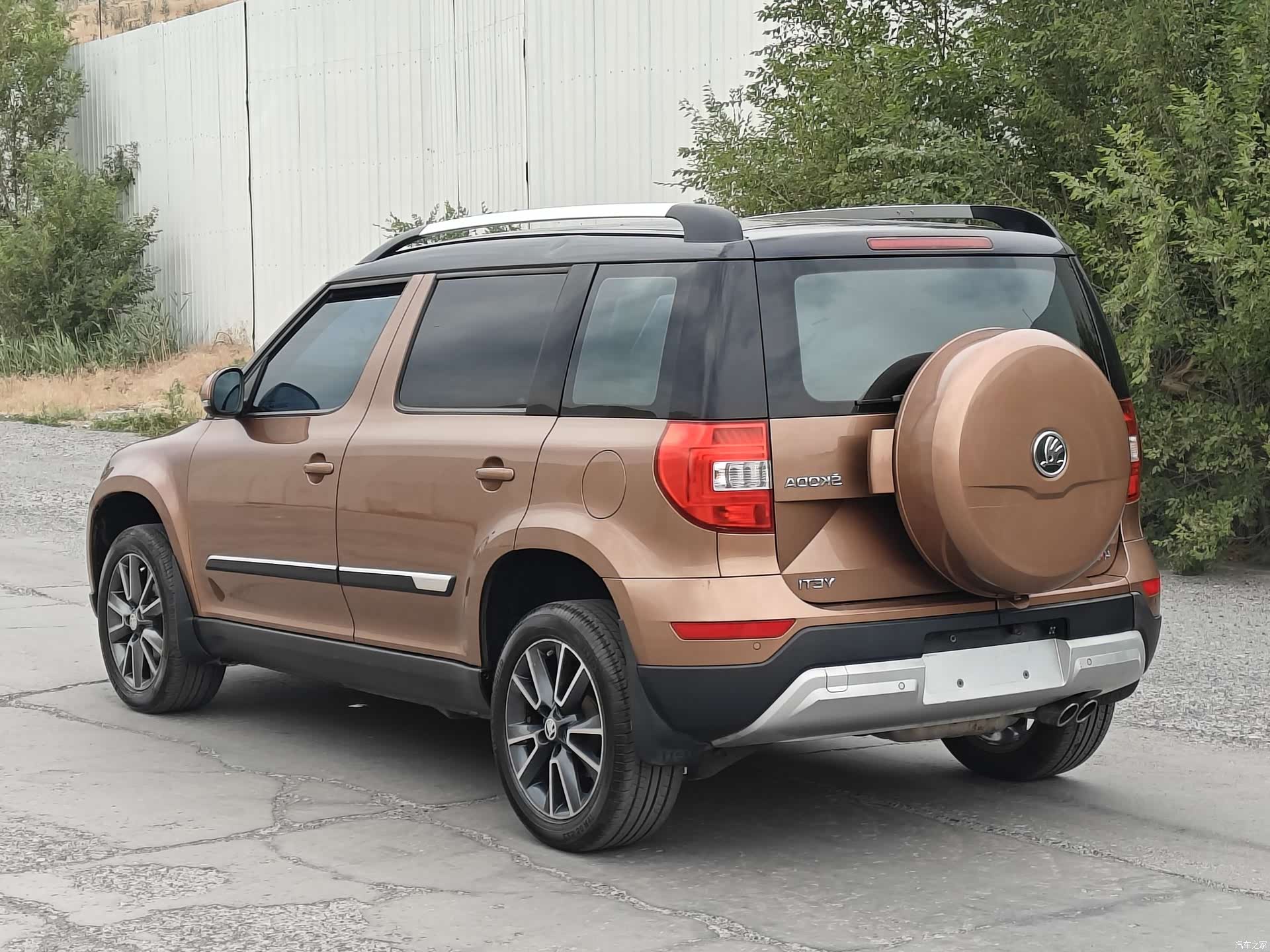 Skoda Yeti, 2015 все фото