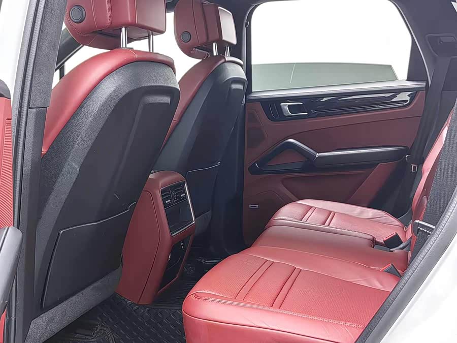 Porsche Cayenne 2020, фото 8