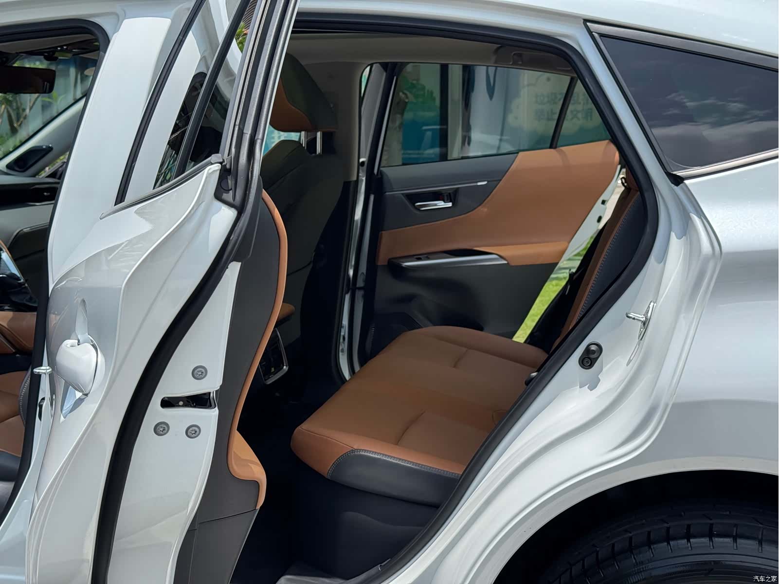 Toyota Venza, 2022 8