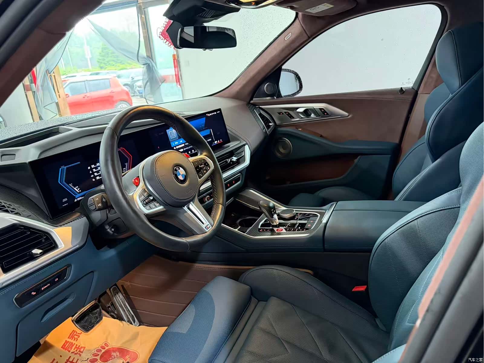 BMW XM, 2025 7