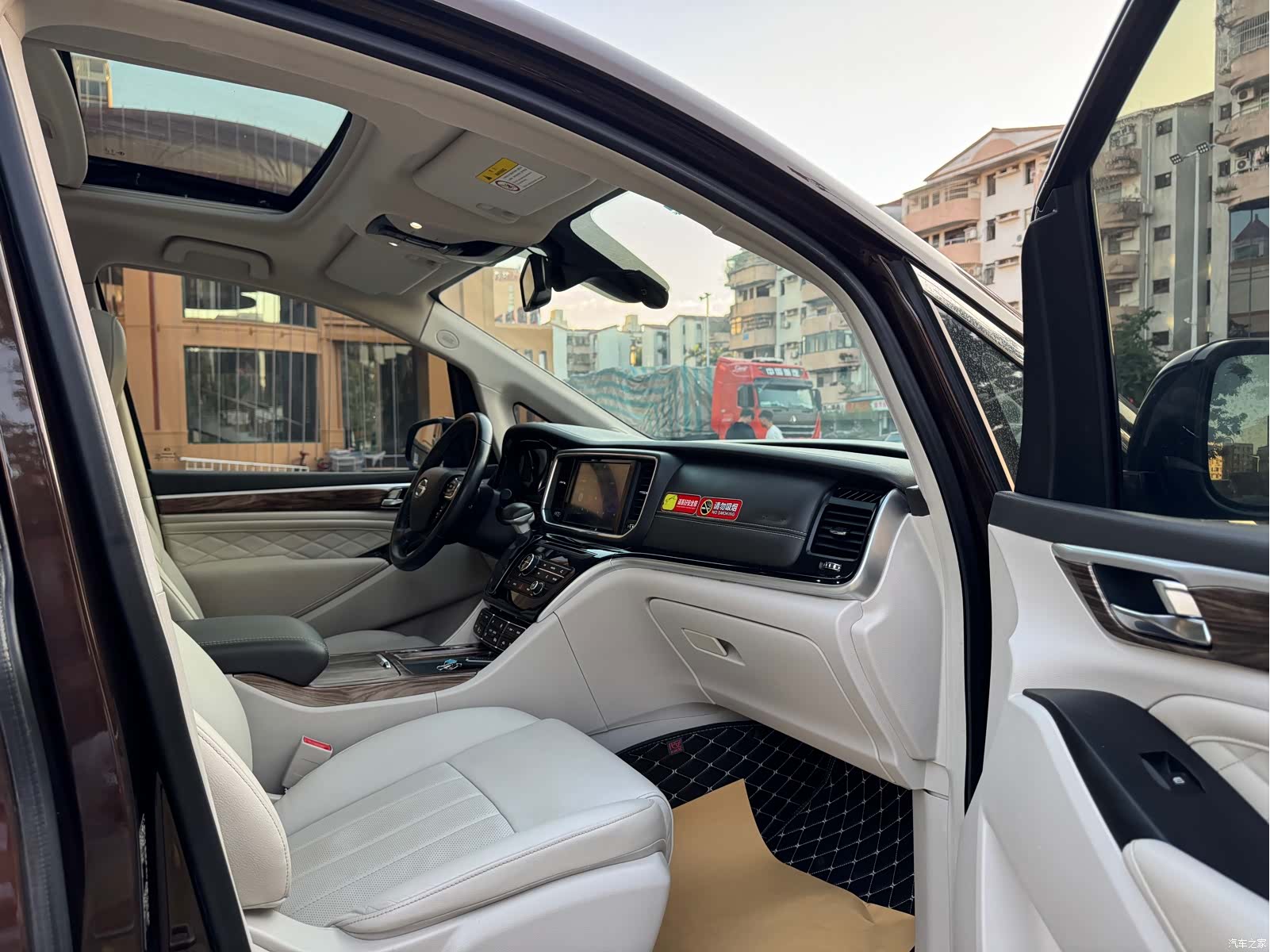 Trumpchi M8, 2019 10