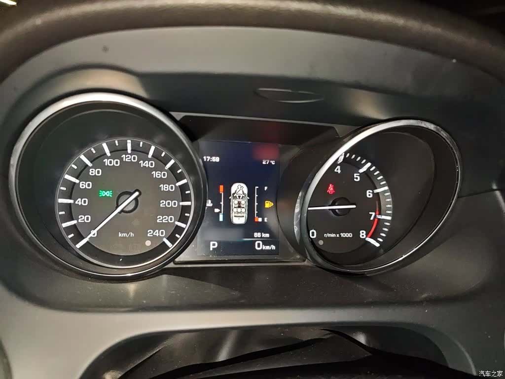 Land Rover Discovery, 2017 4