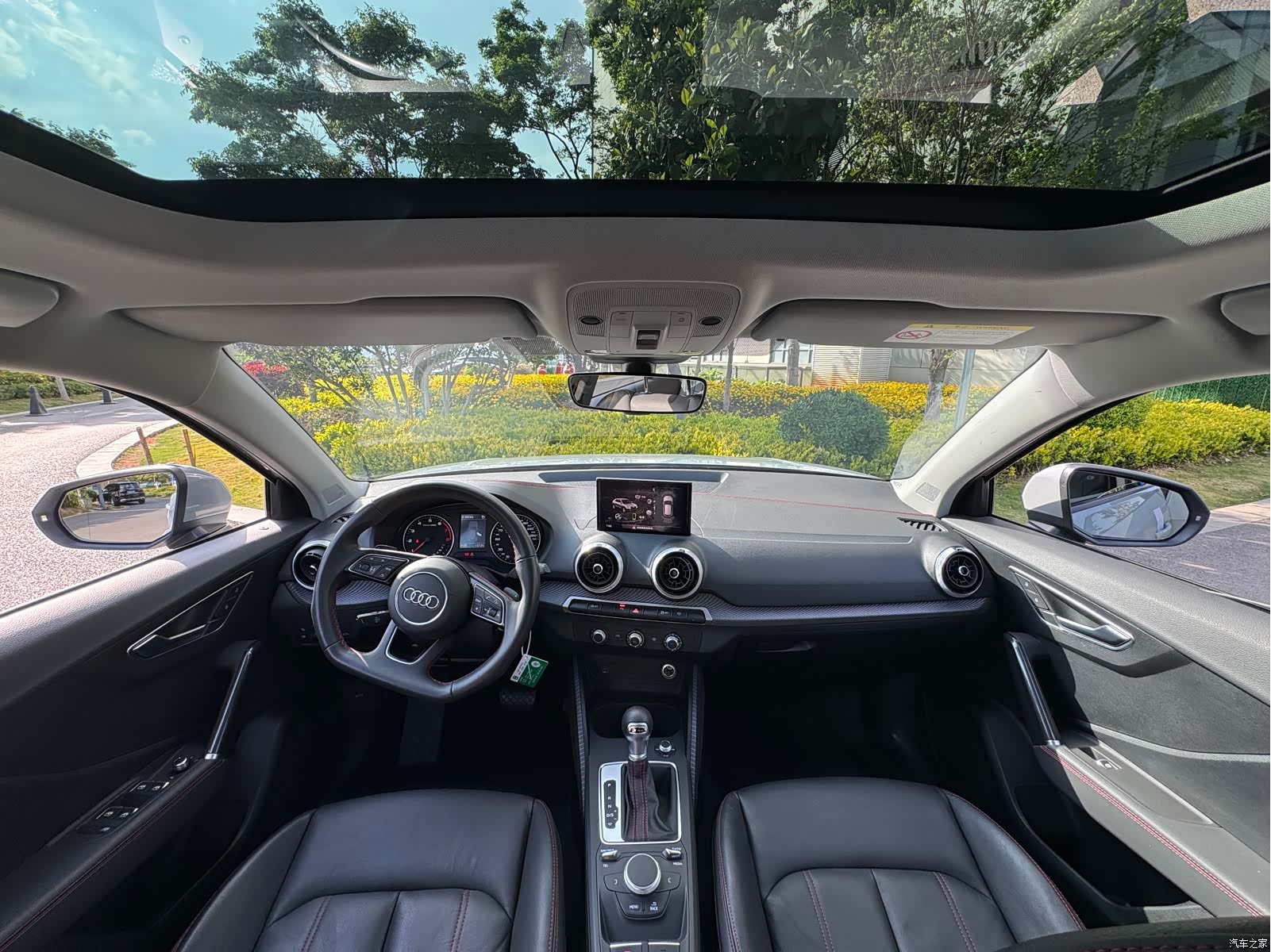 Audi Q2L, 2024 10