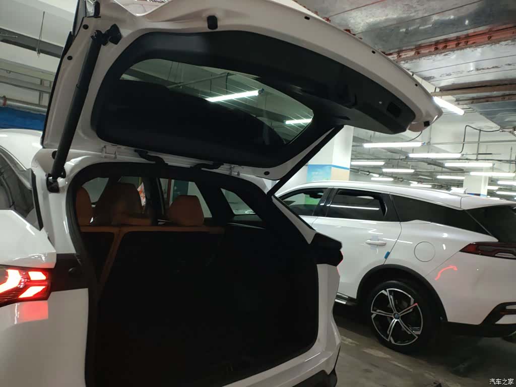 Geely Galaxy L7, 2025 15