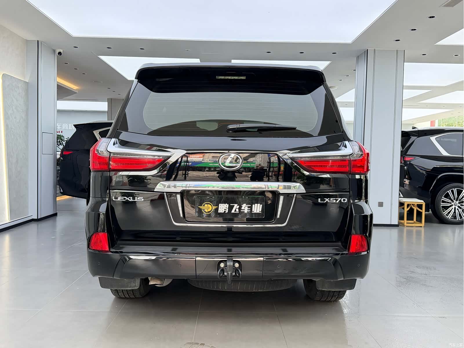 Lexus LX, 2017 3