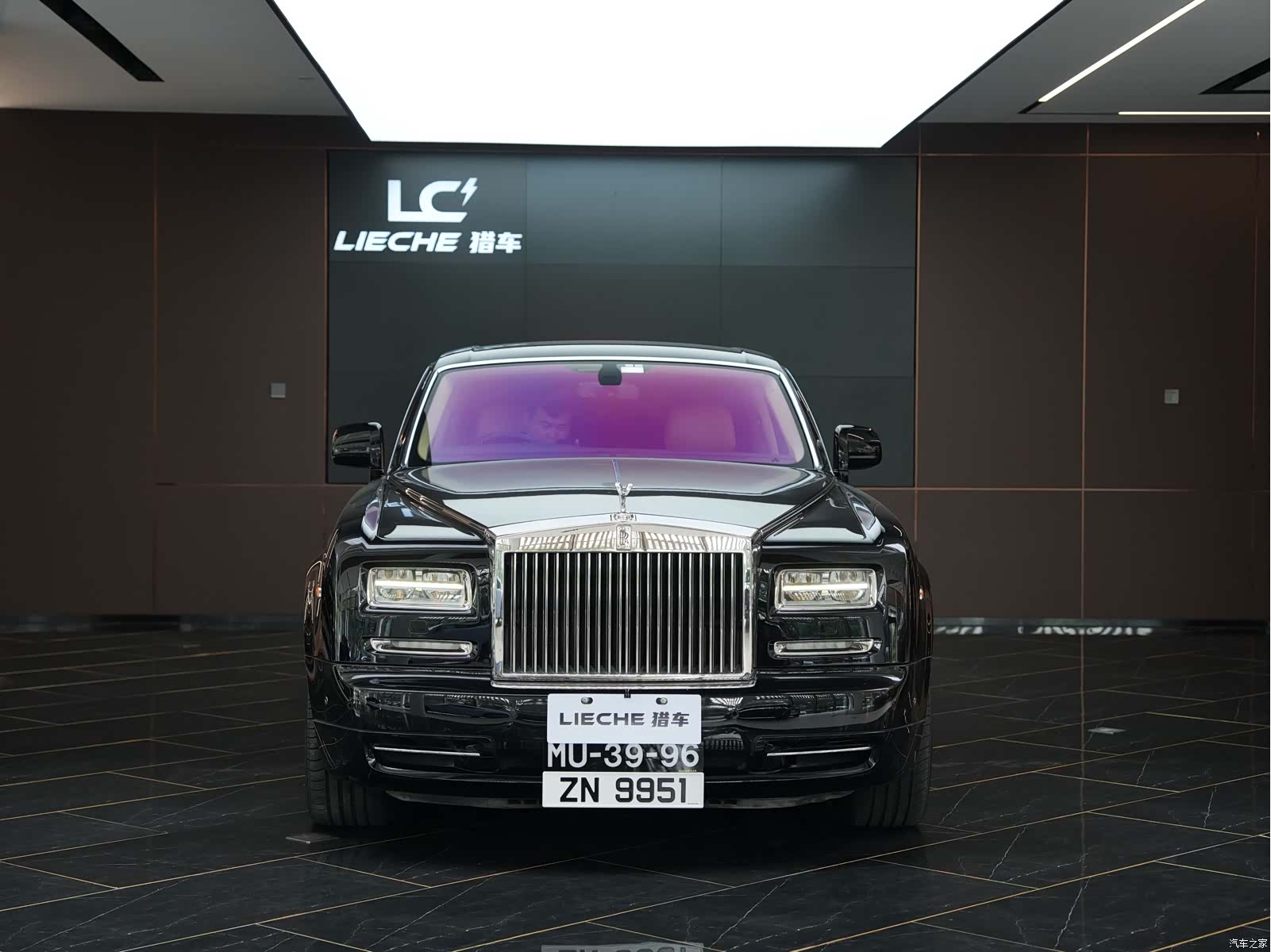 Rolls-Royce Phantom, 2017 2