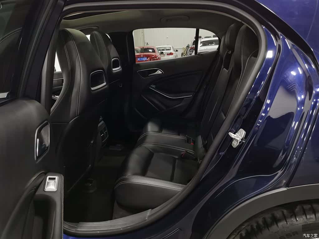 Mercedes-Benz GLA, 2016 15