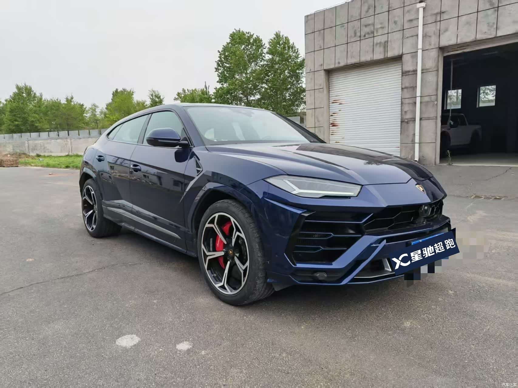 Lamborghini Urus, 2019 2