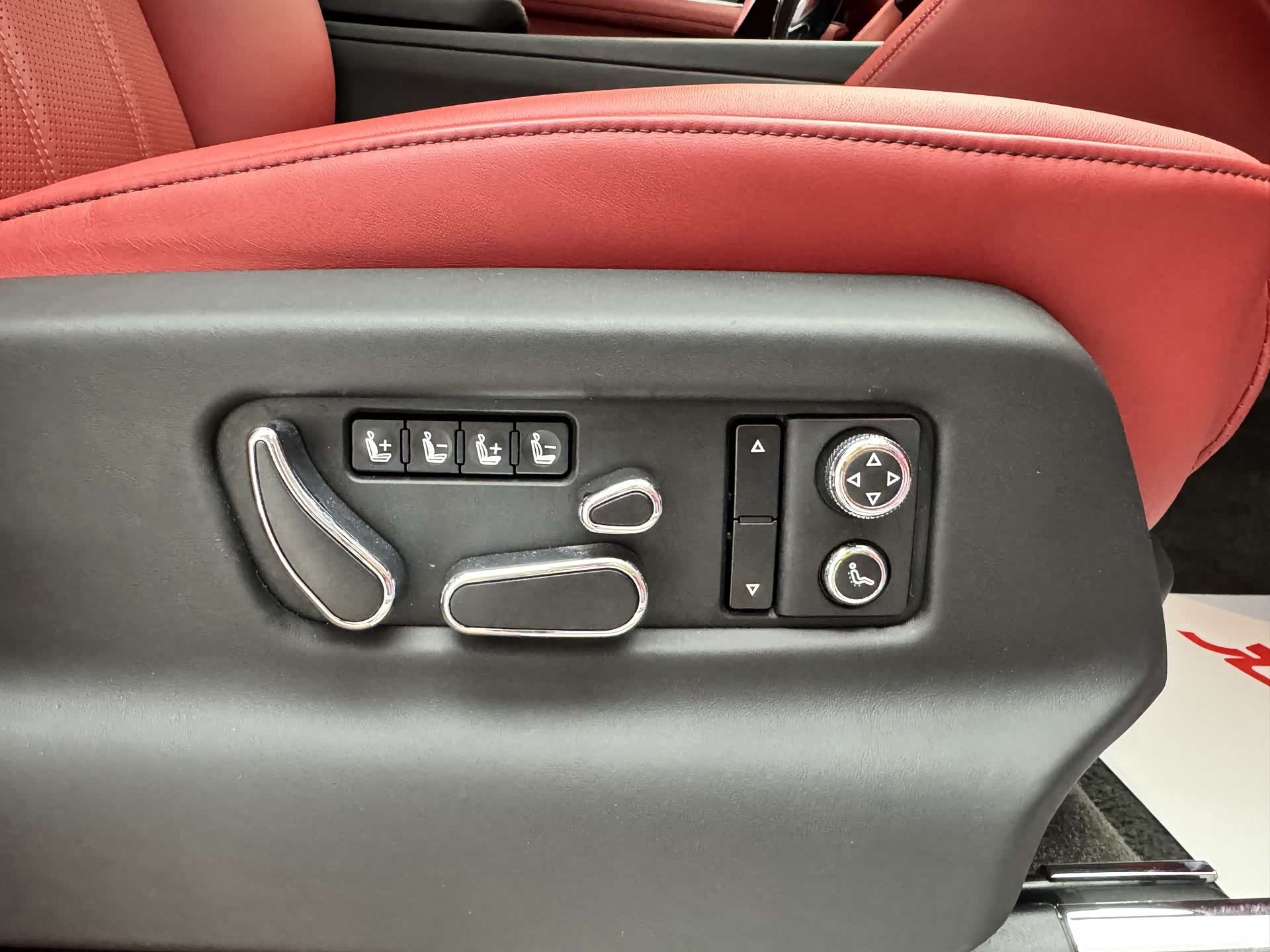 Bentley Bentayga, 2019 18
