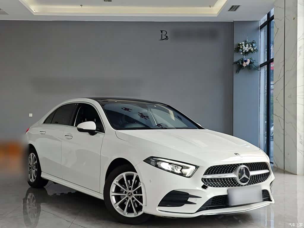 Mercedes-Benz A-Class, 2022 10