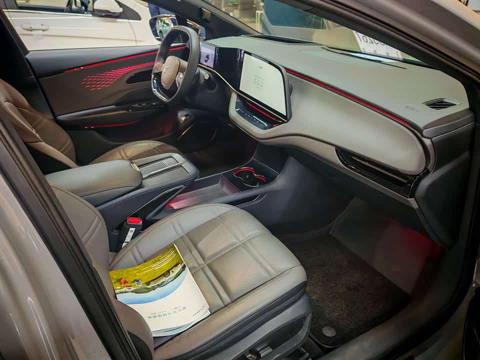 Hongqi EH7 Hongqi EH7