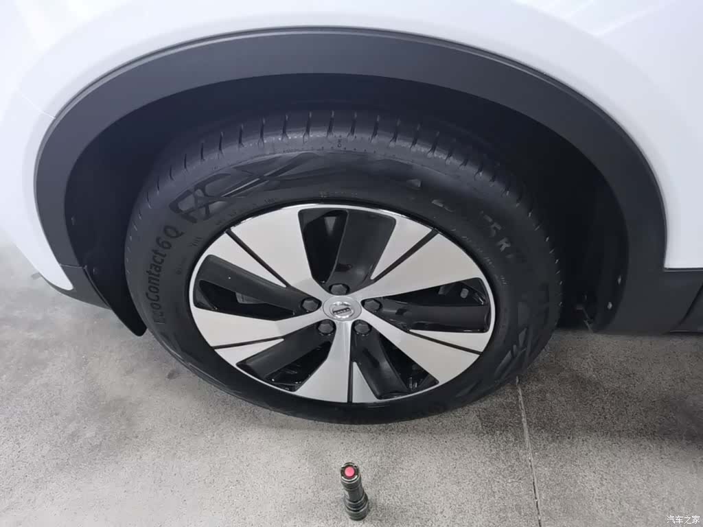 Volvo XC40, 2024 23